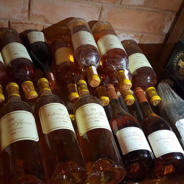 Gilles Luciani nous fait partager sa trouvaille en Birmanie : Yquem est partout !