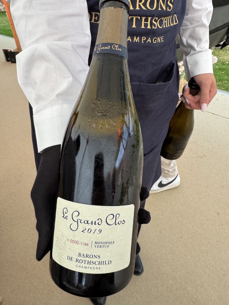 Le Grand Clos Champagne Barons de Rothschild